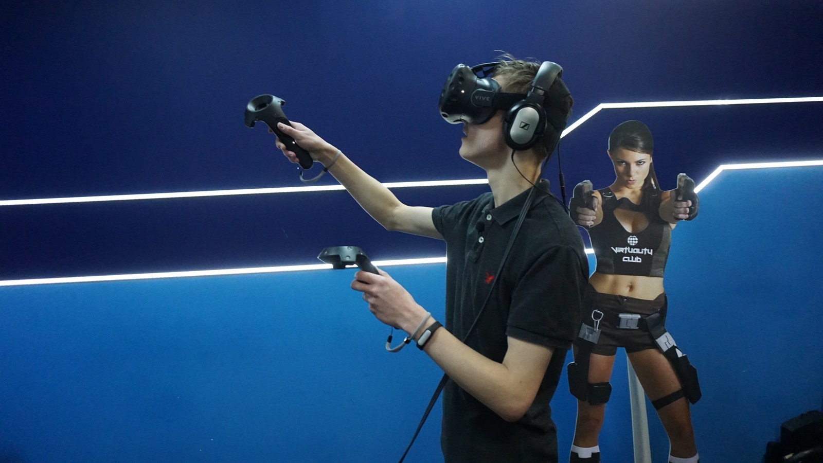 Madison vr. Виртуальная реальность игры. Очки виртуальной реальности. Виртуальная реальность игрушки. Виртуальная реальность Oculus 2.