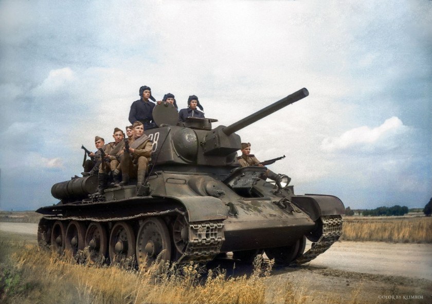 Танк т34 85 1944